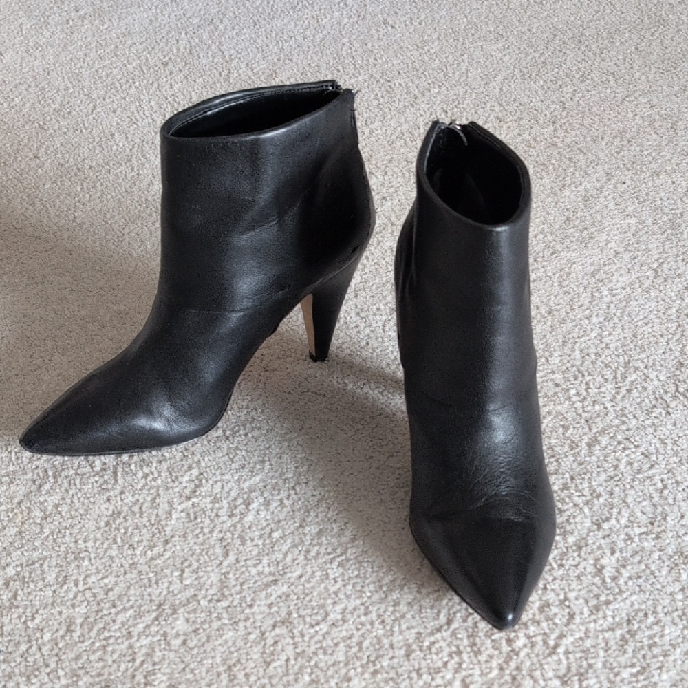 Ivanka Trump Black Leather Pointed Toe Stiletto Ankle Boots